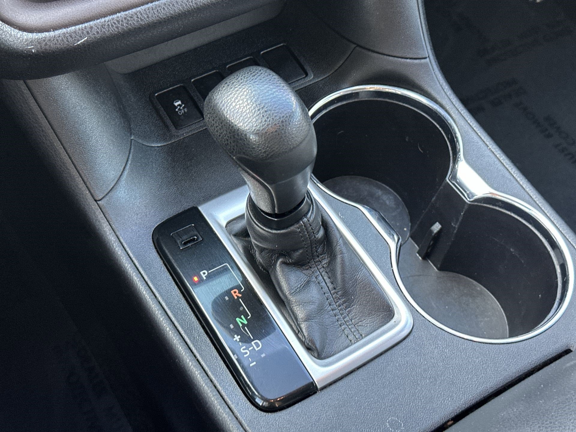 Used 2018 Toyota Highlander LE image 20