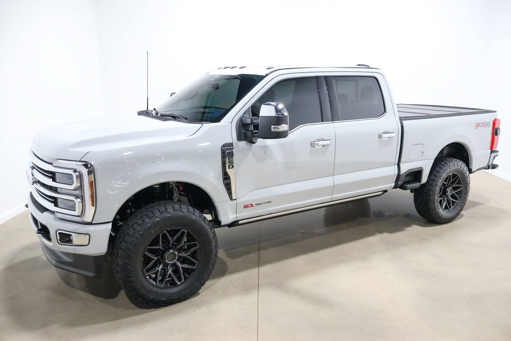 Used 2025 Ford F250 Platinum w/ Platinum Plus Package image 6