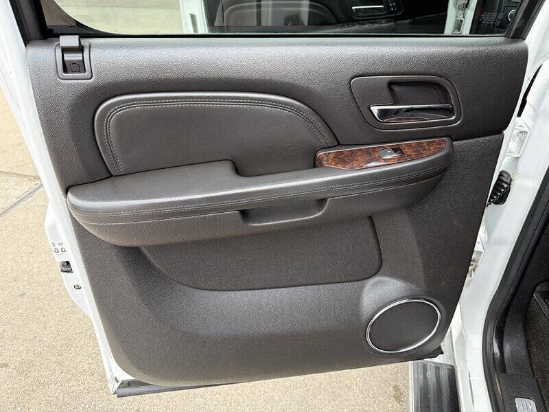 Used 2013 GMC Sierra 3500 Denali image 17