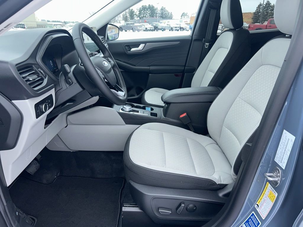 New 2026 Ford Escape Active w/ Active Premium Tech Pack image 14