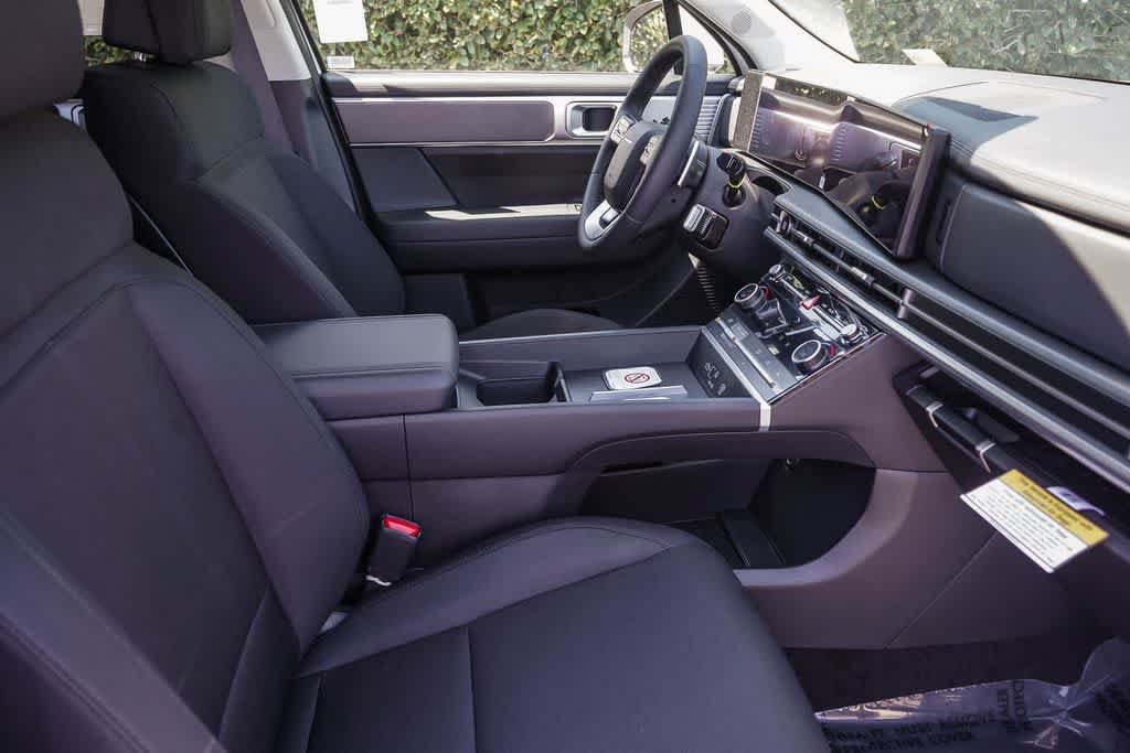New 2026 Hyundai Santa Fe SE FWD image 16