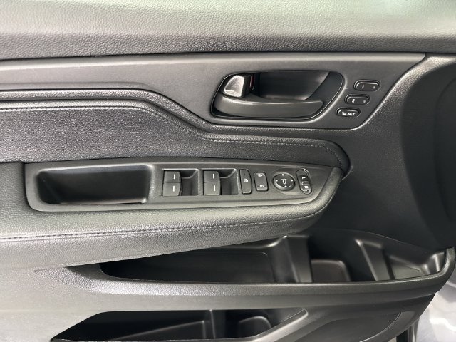 Used 2025 Honda Odyssey EX-L image 5