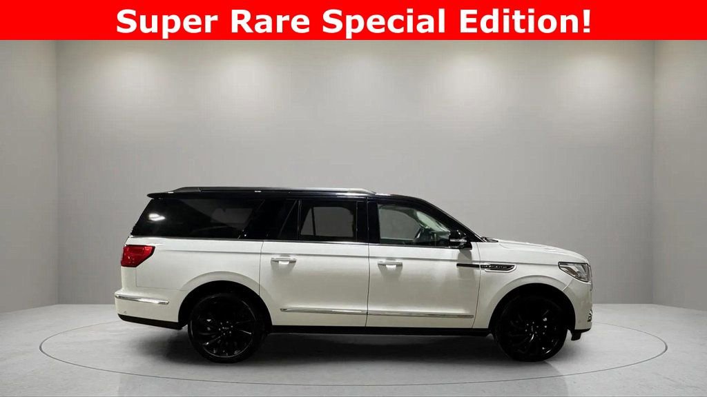 Used 2021 Lincoln Navigator L Black Label w/ Special Edition Package image 2
