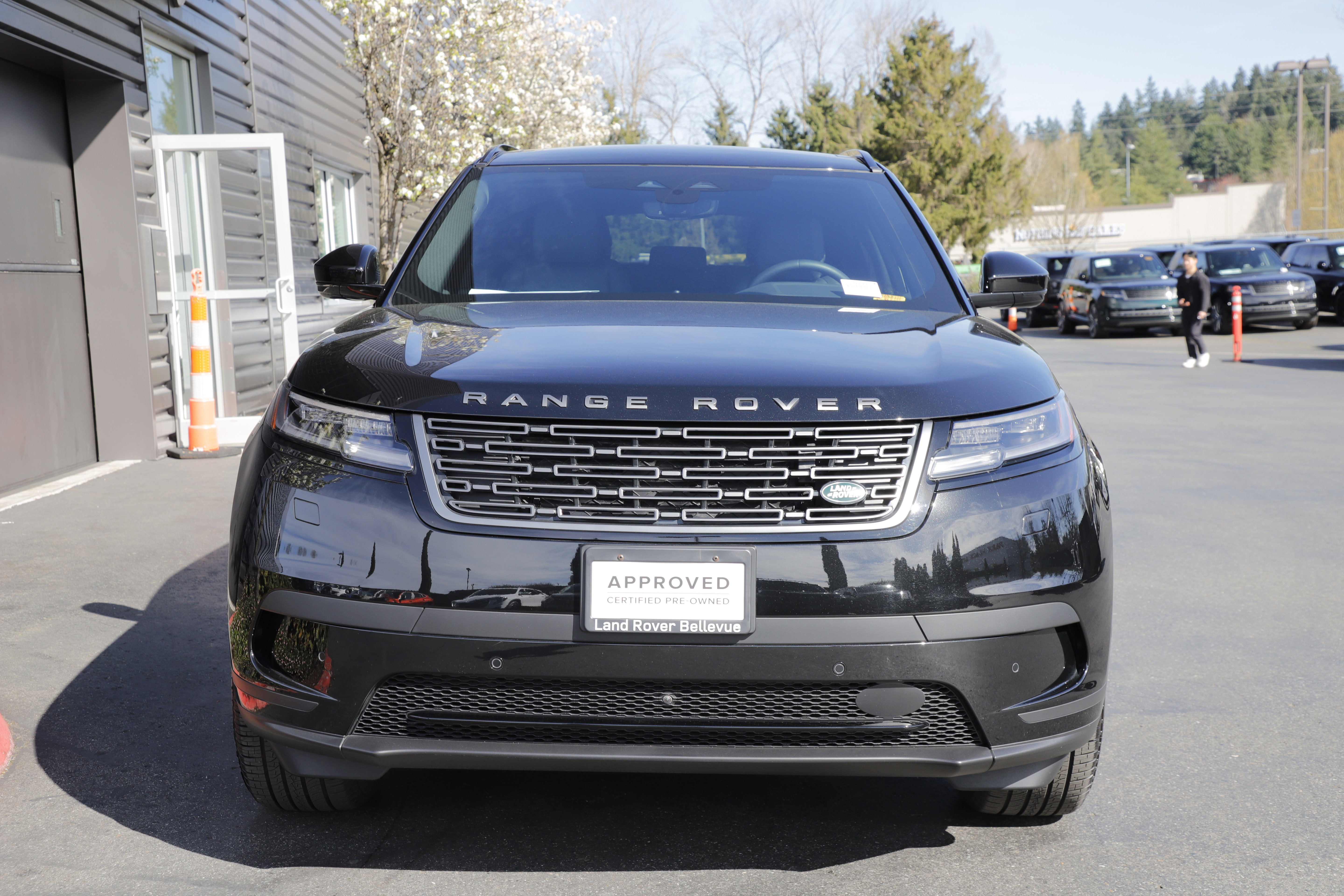 Certified 2026 Land Rover Range Rover Velar S AWD/4WD image 4