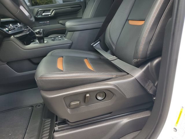 Used 2024 GMC Sierra 1500 AT4 w/ Technology Package AWD/4WD image 23