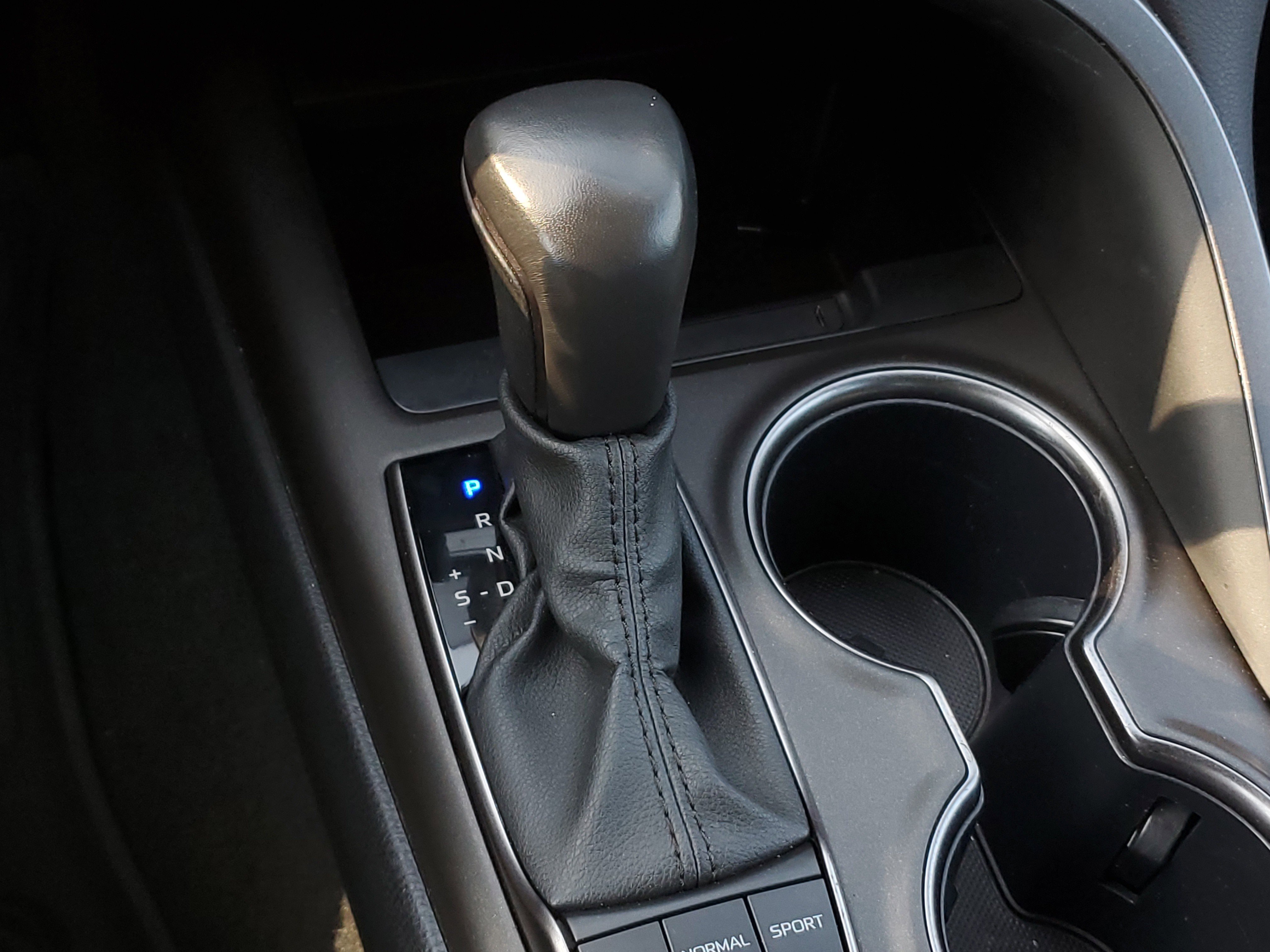 Used 2024 Toyota Camry SE image 28