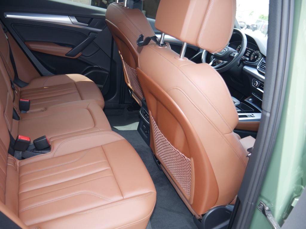 Certified 2024 Audi Q5 2.0T Premium Plus AWD/4WD image 33