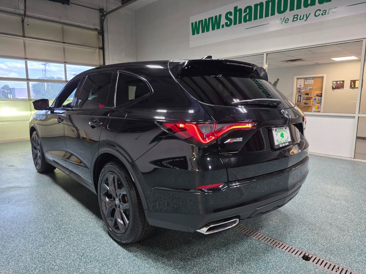 Used 2023 Acura MDX A-Spec AWD/4WD image 9