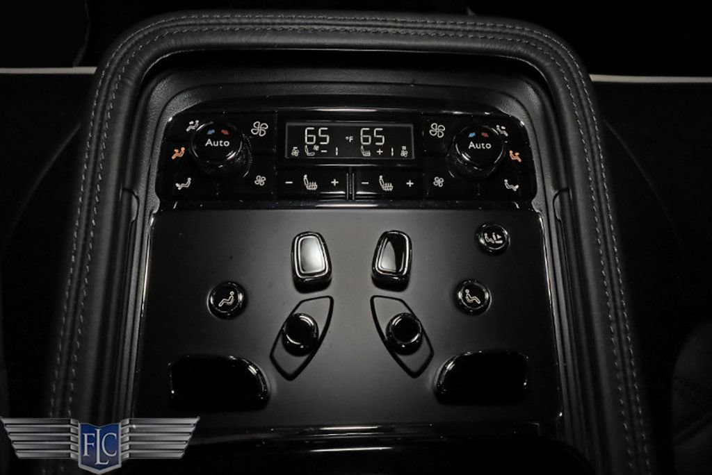 Used 2013 Bentley Mulsanne RWD image 21