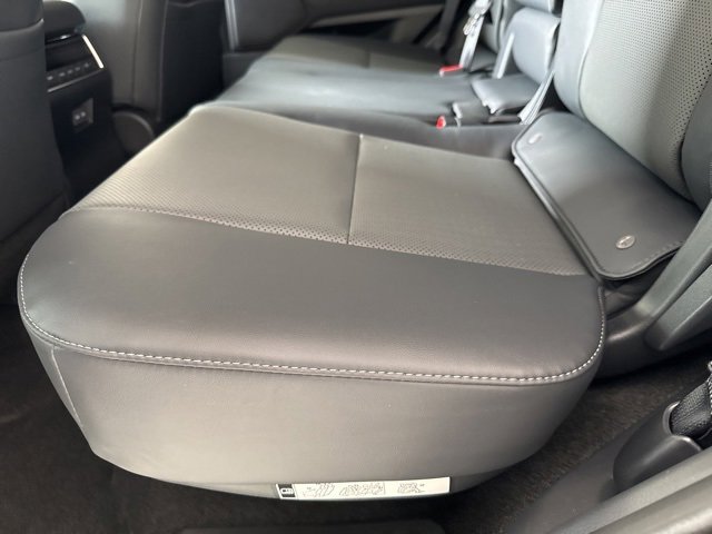 Used 2025 Lexus GX 550 w/ Cold Area Package image 47