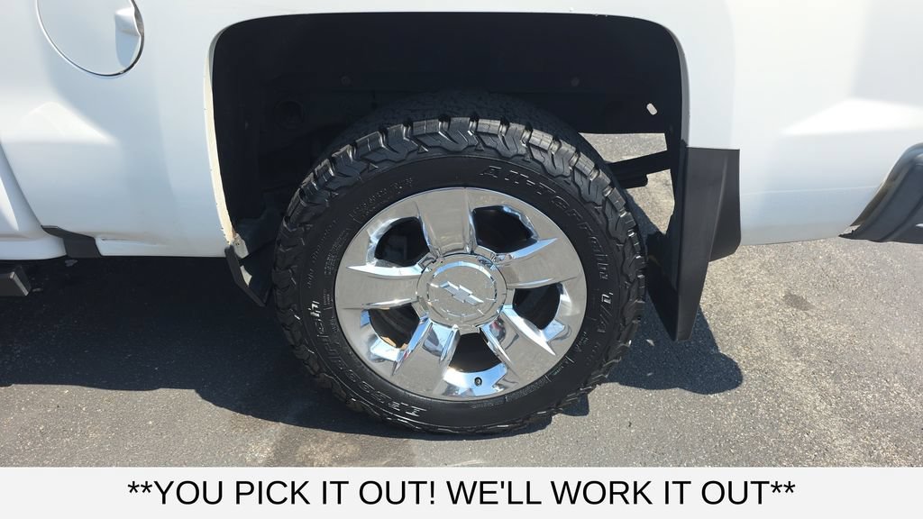 Used 2017 Chevrolet Silverado 1500 LTZ w/ Sport Package AWD/4WD image 11