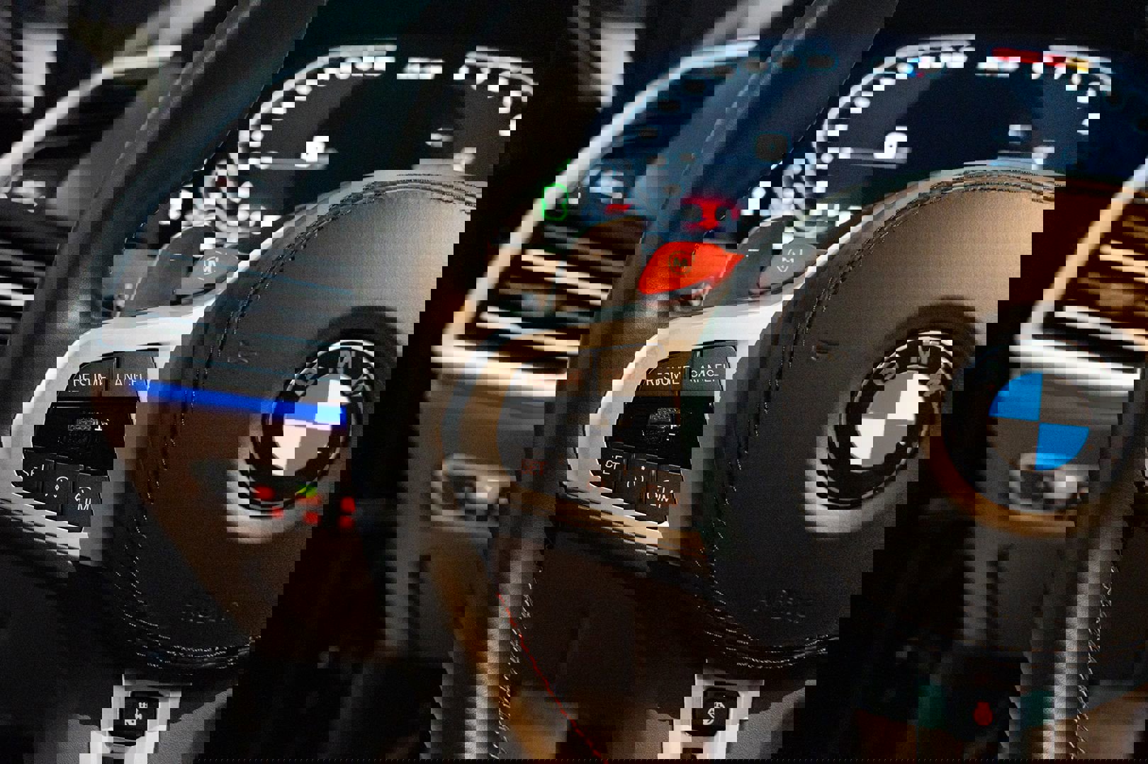 Used 2022 BMW X5 M w/ Competition Package 2 image 38