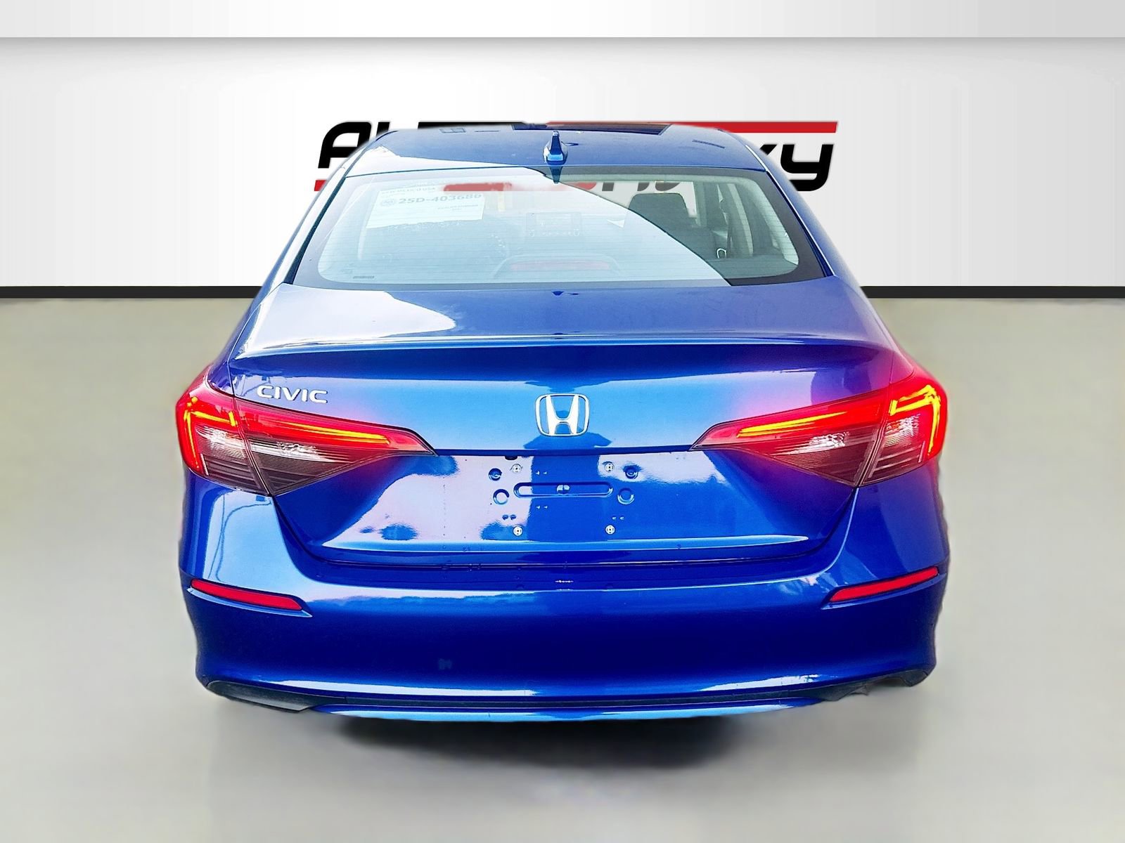 Used 2023 Honda Civic LX image 6
