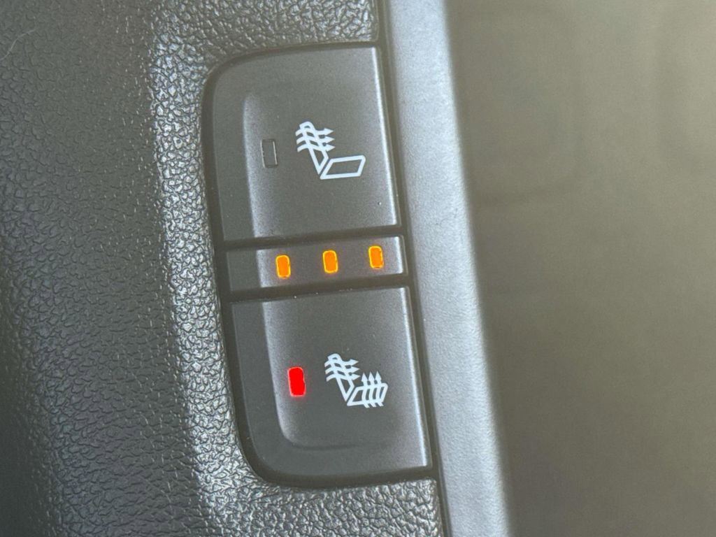 Used 2018 GMC Acadia SLT image 20