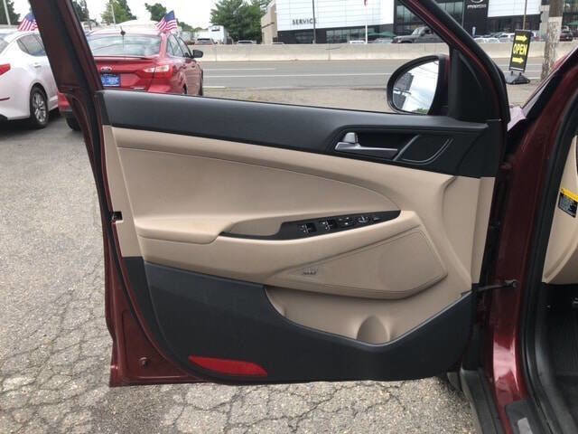 Used 2017 Hyundai Tucson Limited w/ Cargo Package image 17