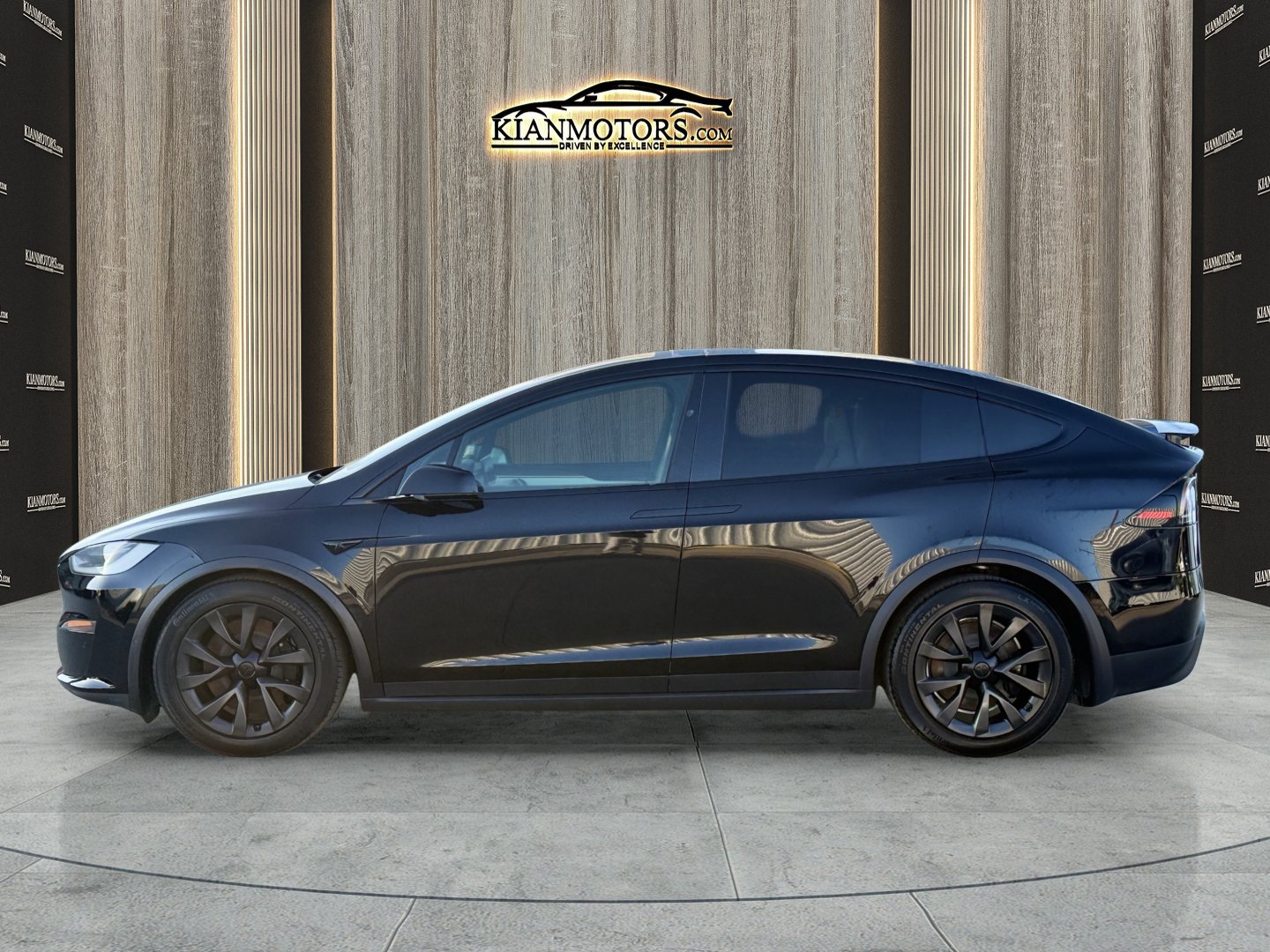 Used 2023 Tesla Model X AWD/4WD image 8