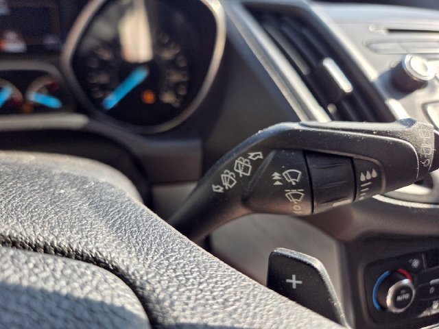 Used 2017 Ford Escape SE FWD image 24