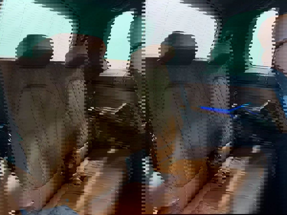 Used 2019 BMW X7 xDrive50i w/ Dynamic Handling Package image 33