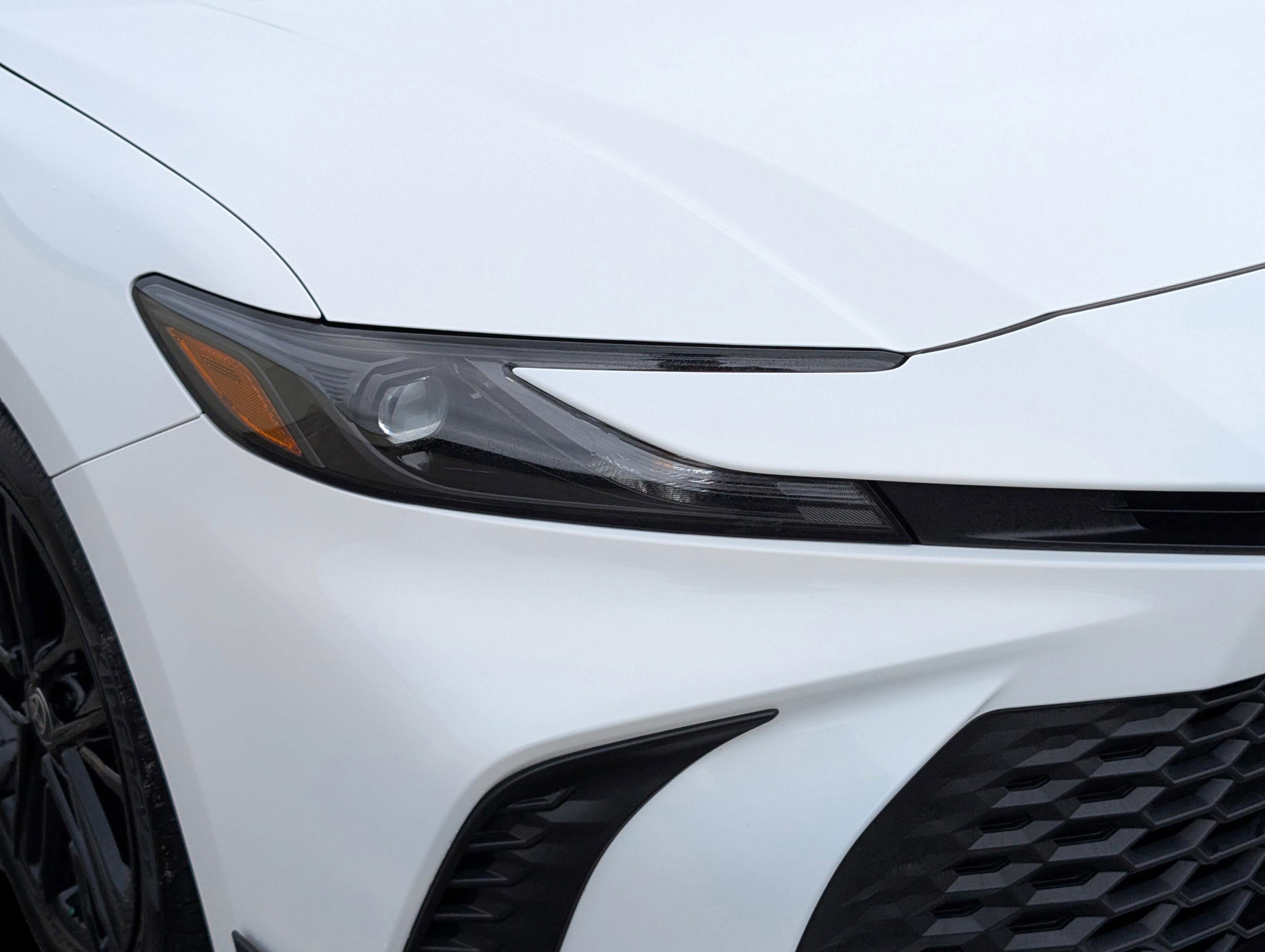 Used 2025 Toyota Camry SE image 9