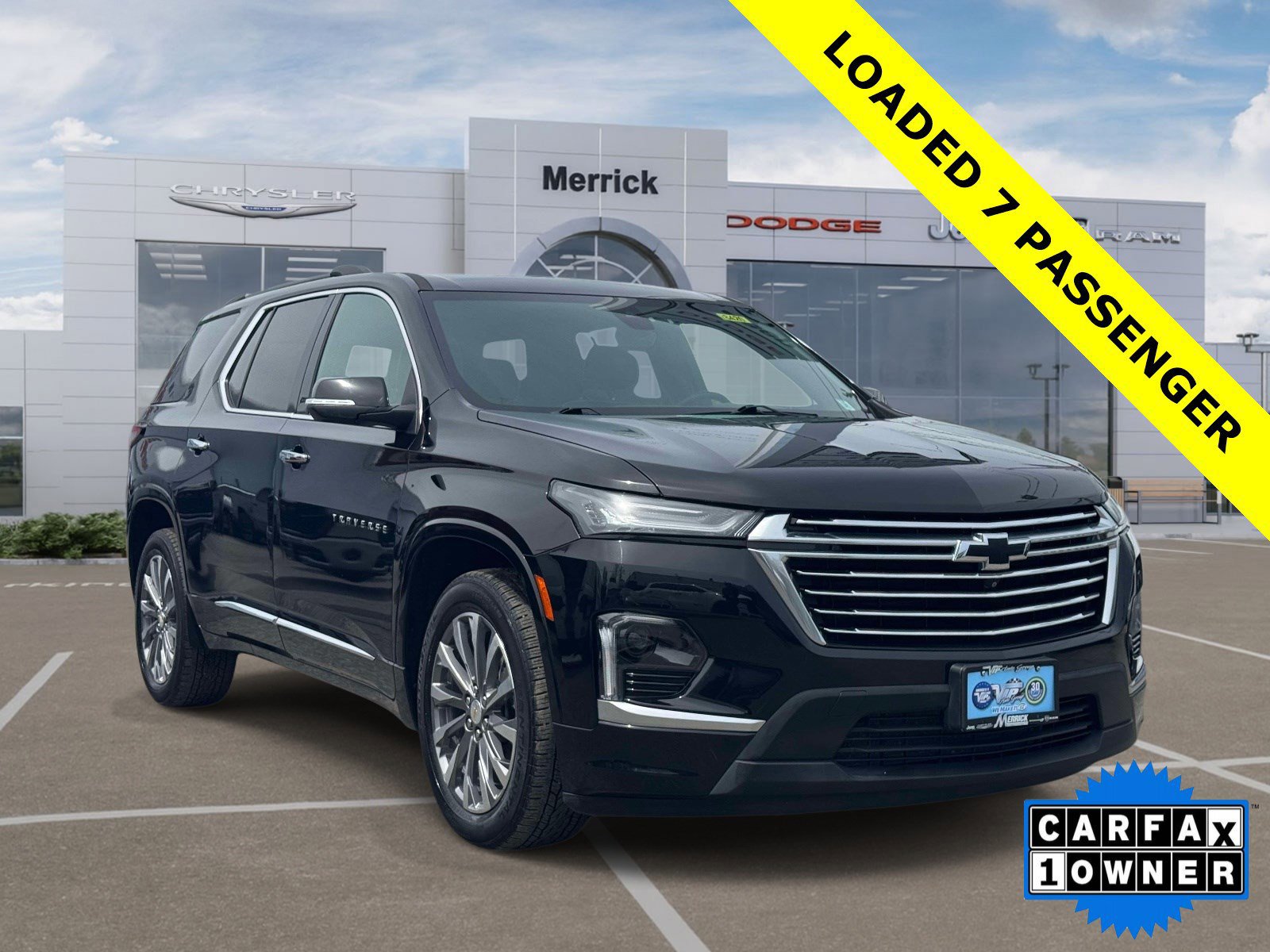 Used 2022 Chevrolet Traverse Premier AWD/4WD image 1