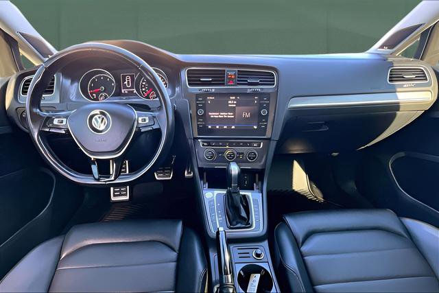 Used 2018 Volkswagen Golf Alltrack SEL image 19