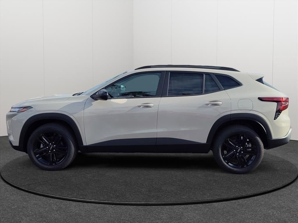 New 2026 Chevrolet Trax ACTIV w/ Driver Confidence Package image 2