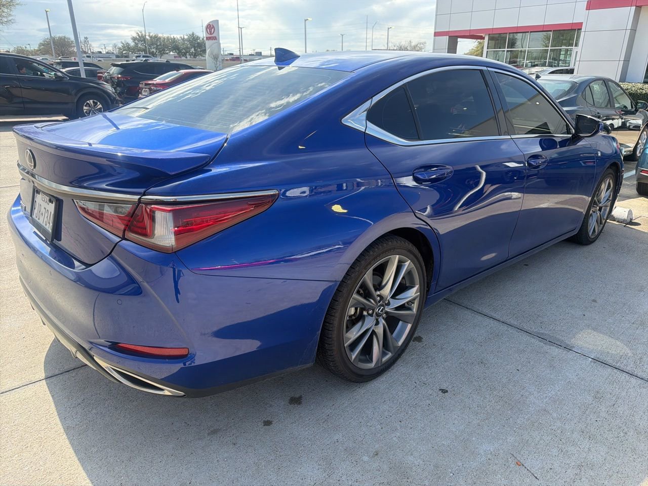 Used 2019 Lexus ES 350 F Sport w/ Accessory Package 2 image 3