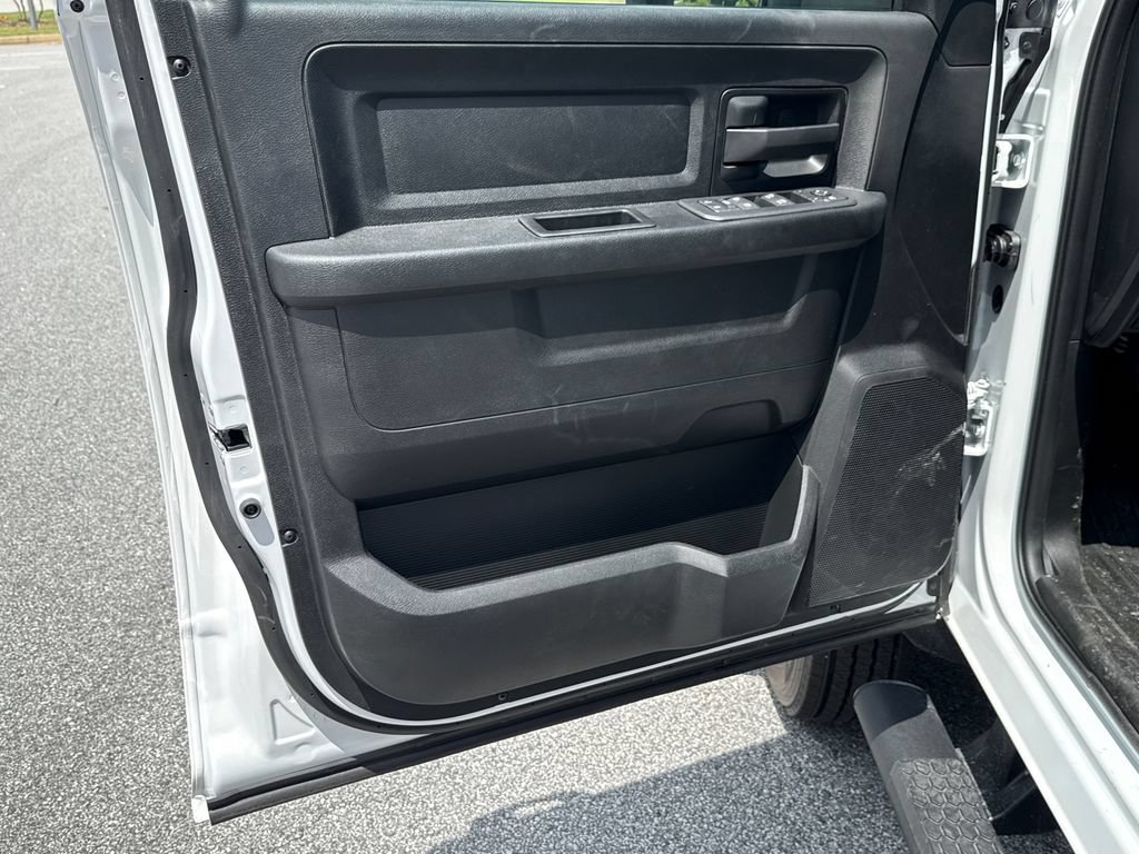 New 2026 RAM 5500 Tradesman AWD/4WD image 11