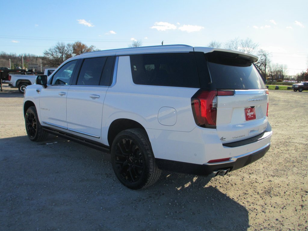 New 2026 GMC Yukon XL Denali w/ Sun & Power Step Package image 7