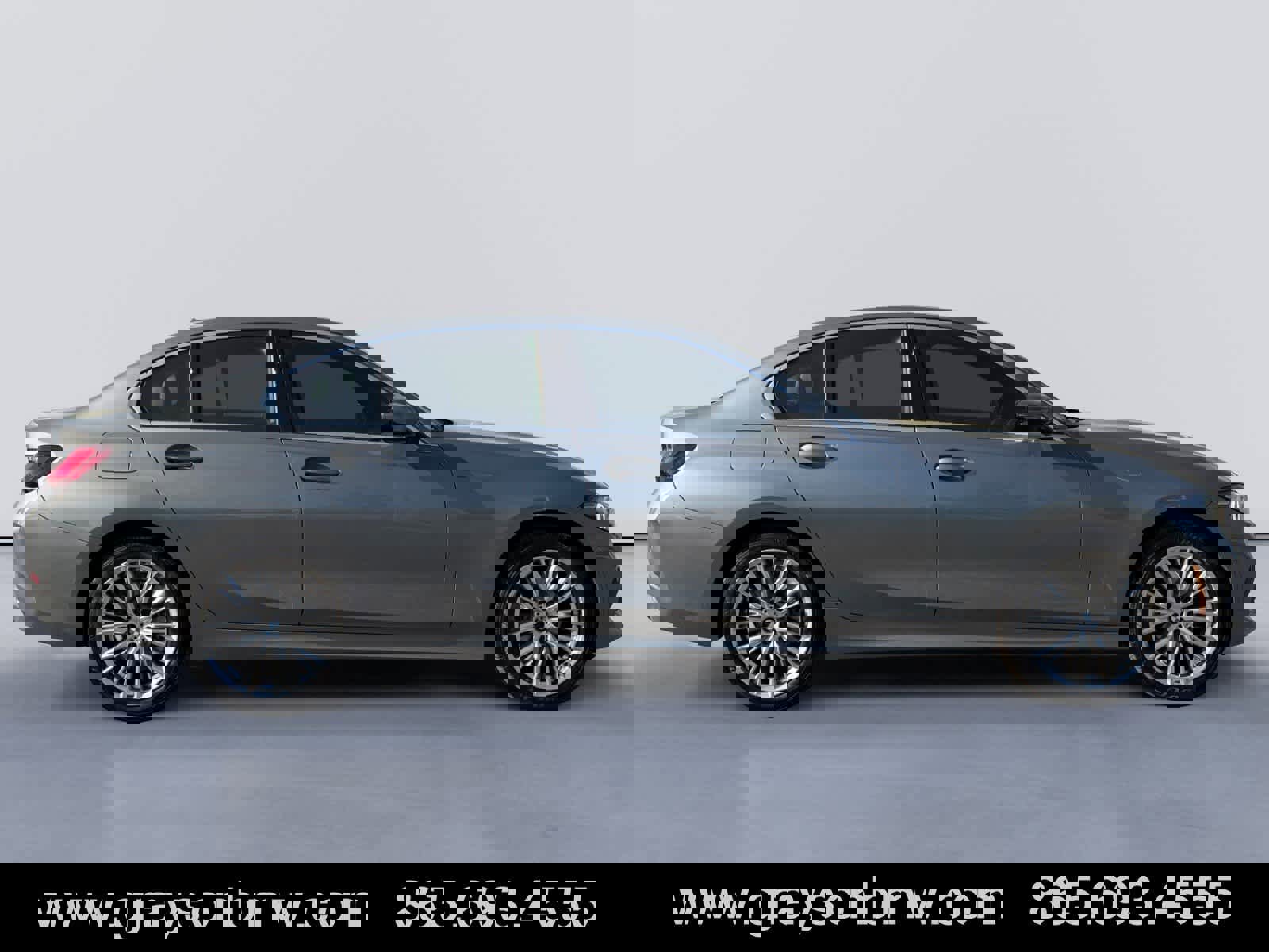 Used 2023 BMW 330i xDrive Sedan w/ Driving Assistance Package image 2