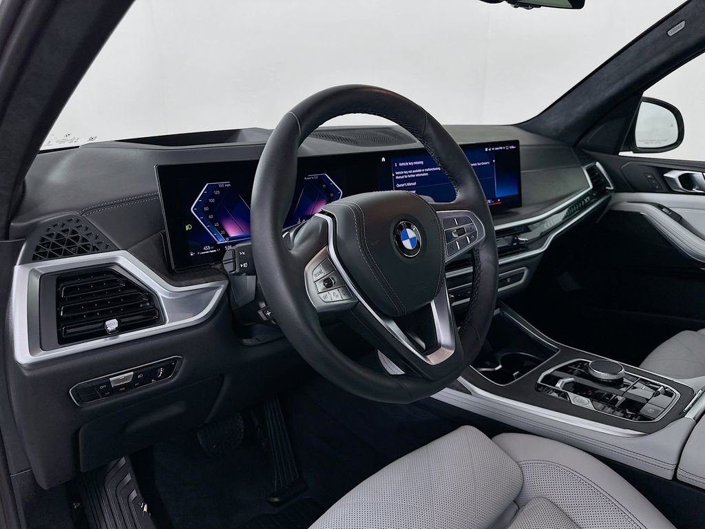 Used 2023 BMW X7 xDrive40i w/ Parking Assistance Package image 9