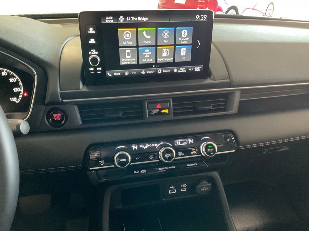 Used 2025 Honda Pilot EX-L image 16