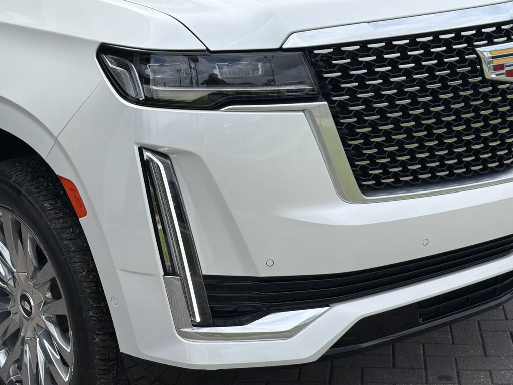 Certified 2023 Cadillac Escalade Premium Luxury RWD image 7
