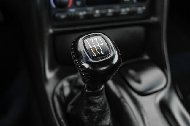 Used 2002 Chevrolet Corvette Z06 w/ Memory Pkg image 18