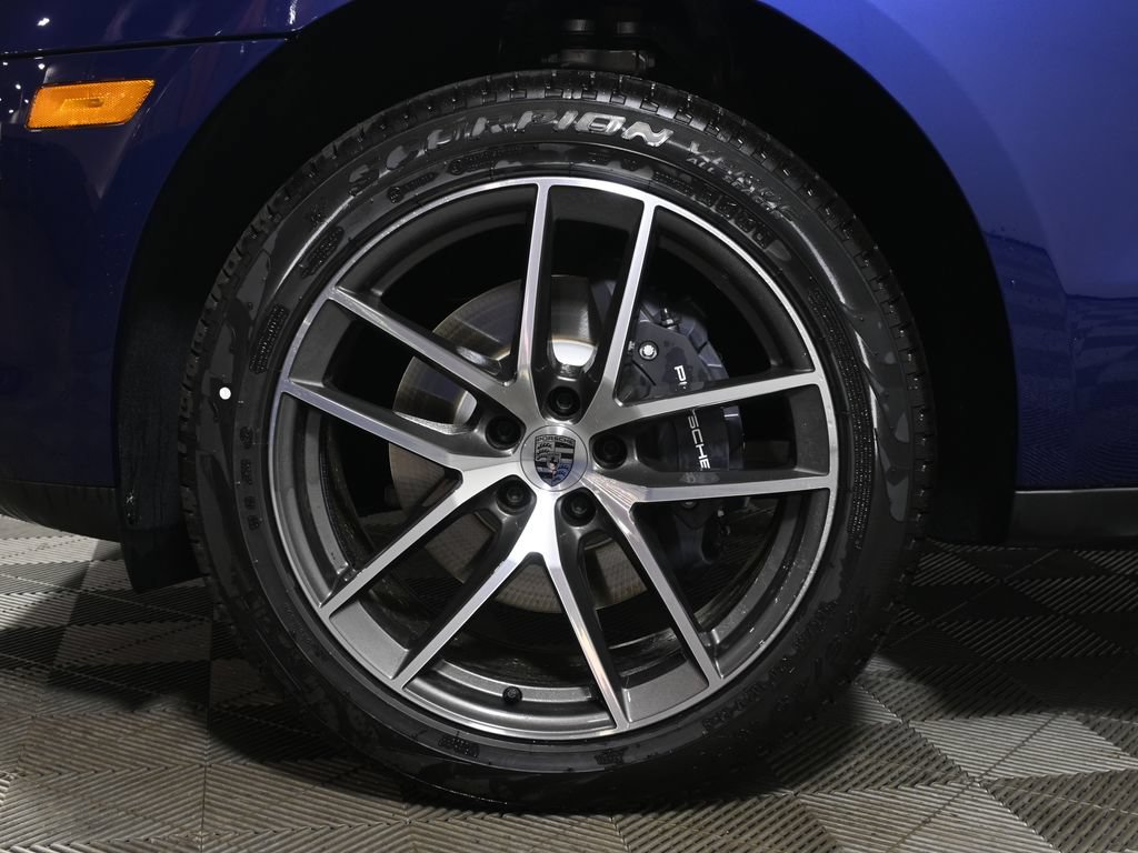 New 2026 Porsche Macan AWD/4WD image 12