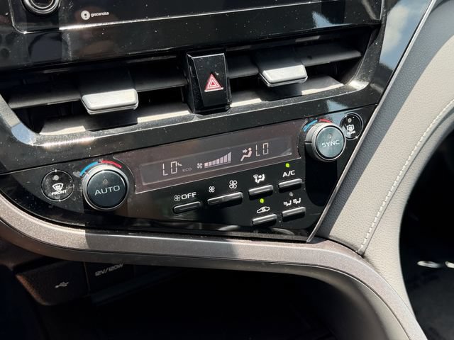 Used 2022 Toyota Camry LE FWD image 21