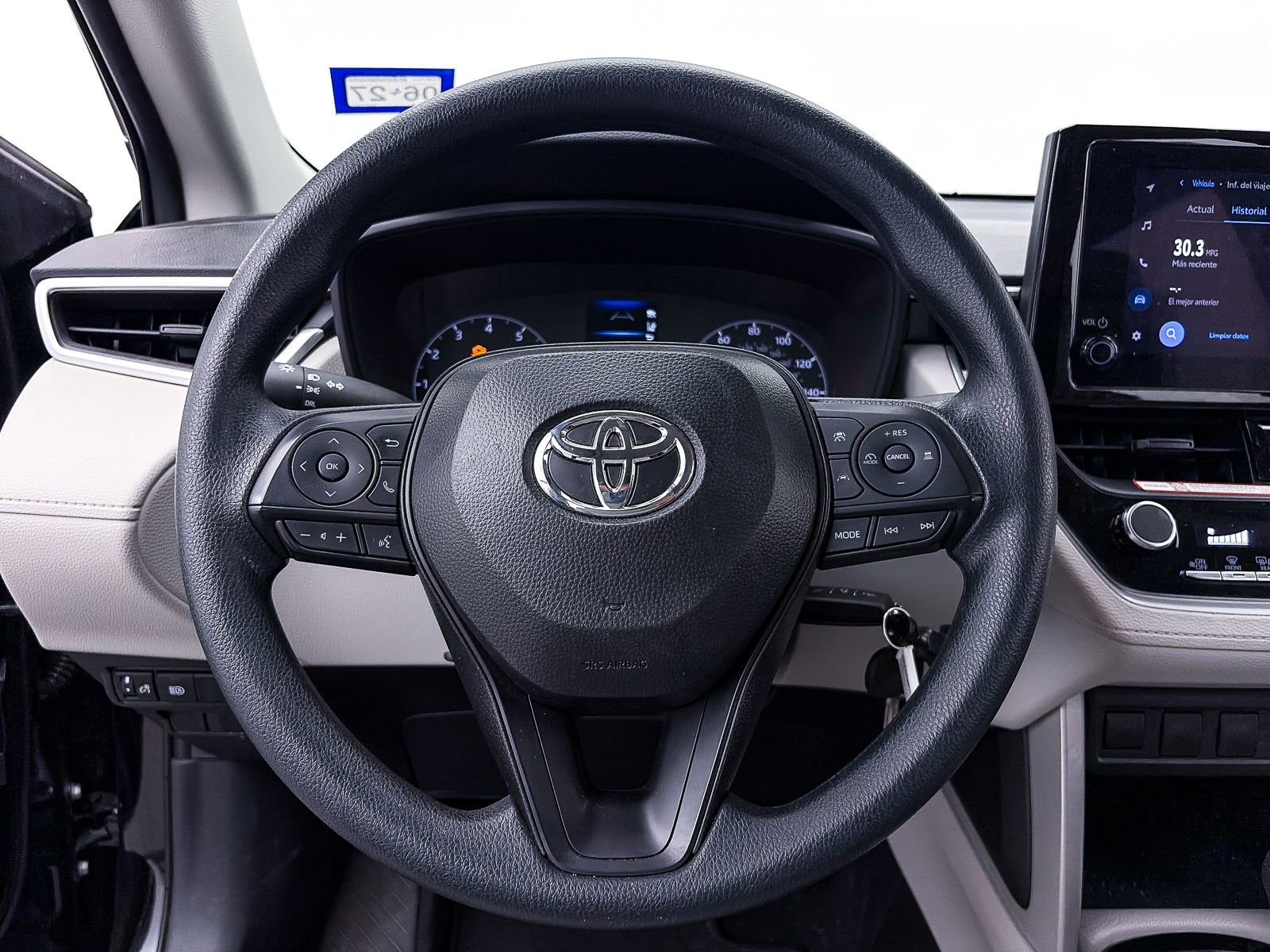 Used 2025 Toyota Corolla Cross L FWD image 25