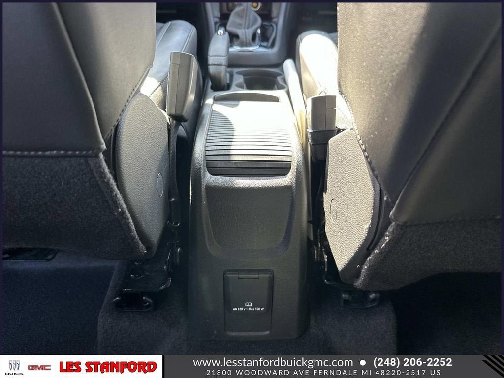 Used 2022 Buick Encore Preferred w/ Safety Package AWD/4WD image 15
