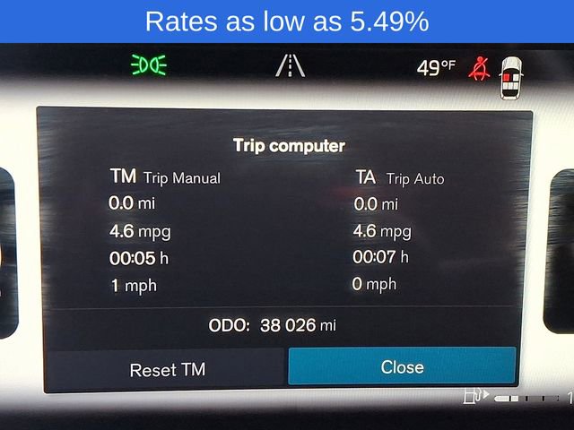 Certified 2023 Volvo XC40 B5 Plus w/ Driver Assist Package image 24