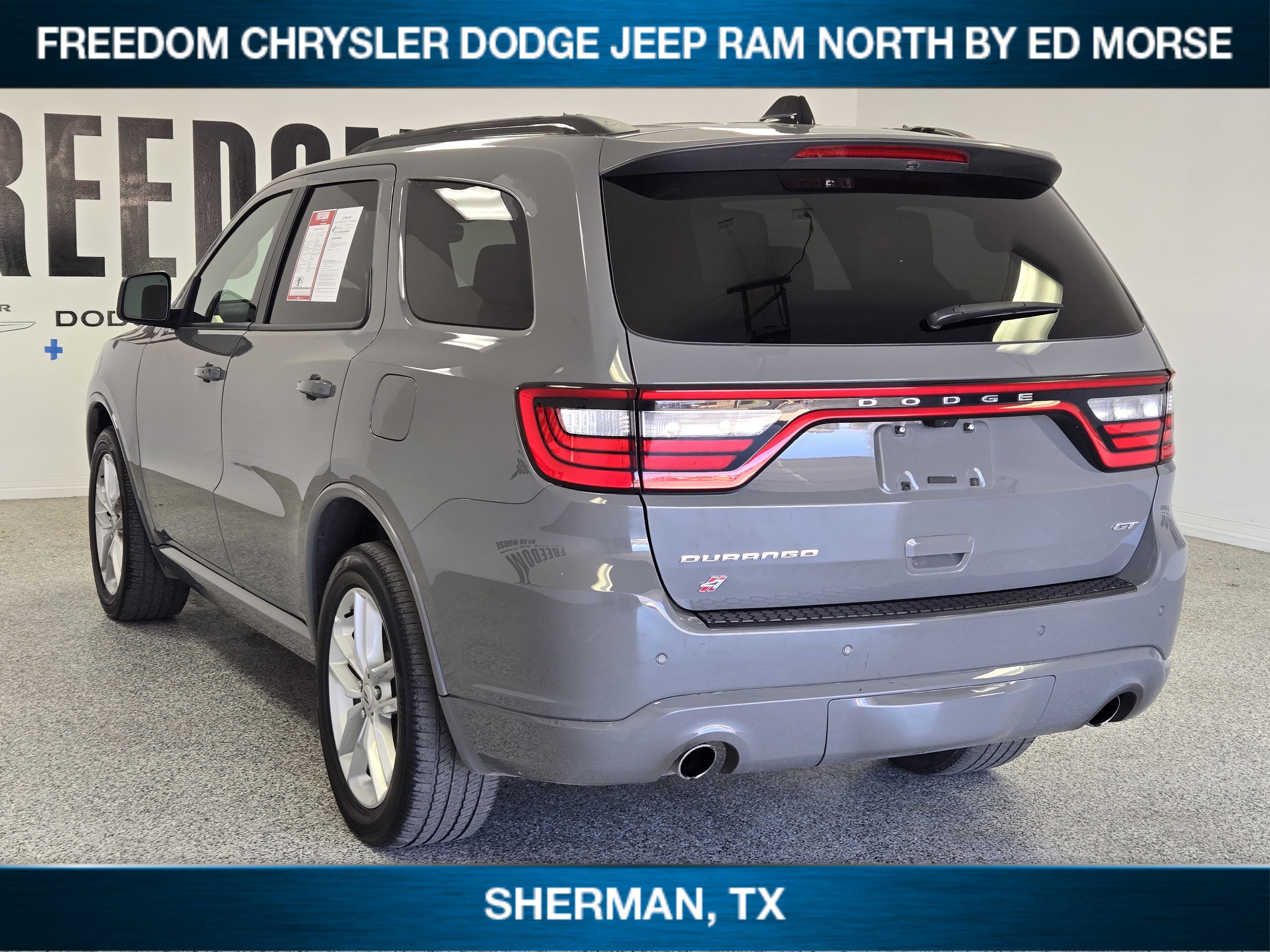 Used 2025 Dodge Durango GT image 4