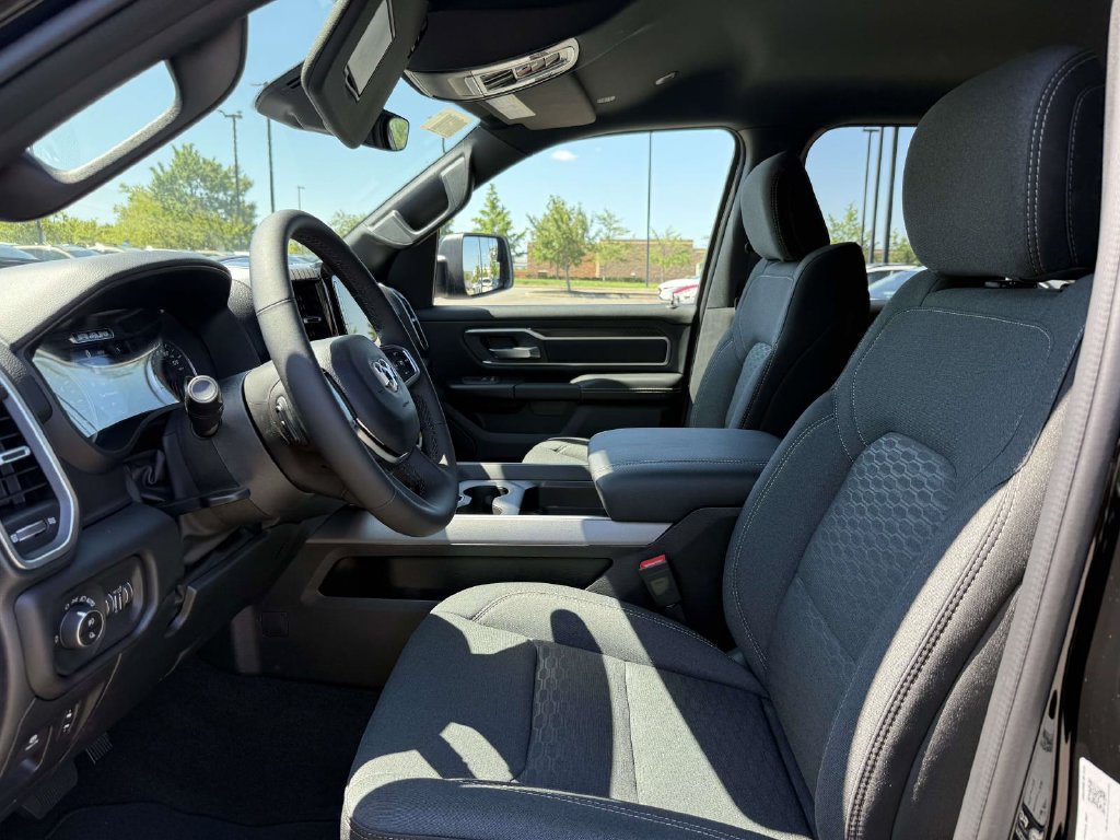 New 2026 RAM 1500 Big Horn AWD/4WD image 13