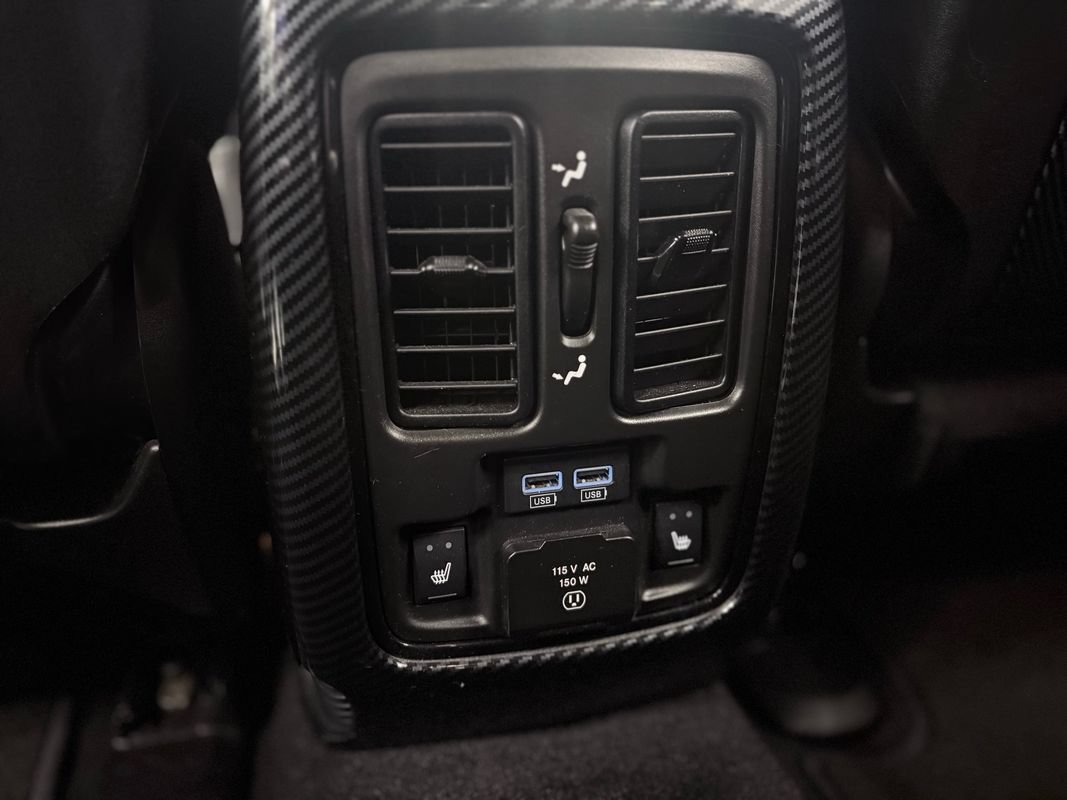 Used 2022 Dodge Durango R/T w/ Blacktop Package AWD/4WD image 32