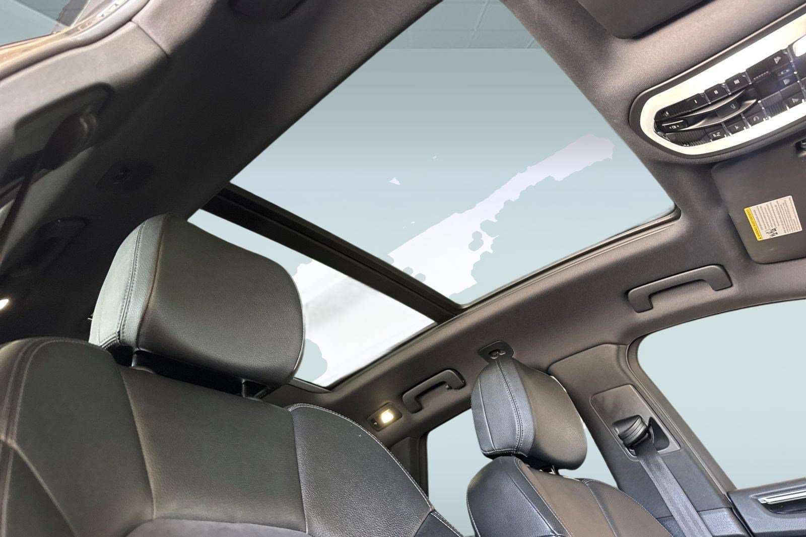 Used 2018 Porsche Macan S AWD/4WD image 23