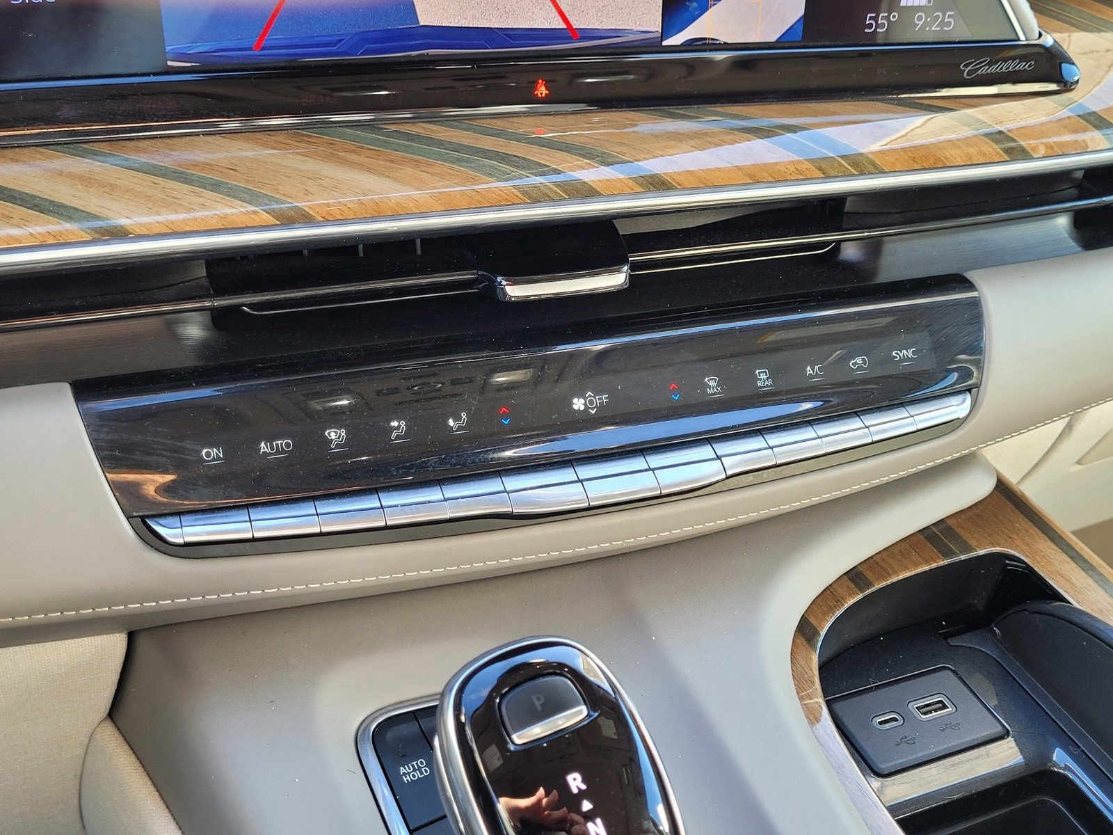 Used 2021 Cadillac Escalade Sport Platinum image 24