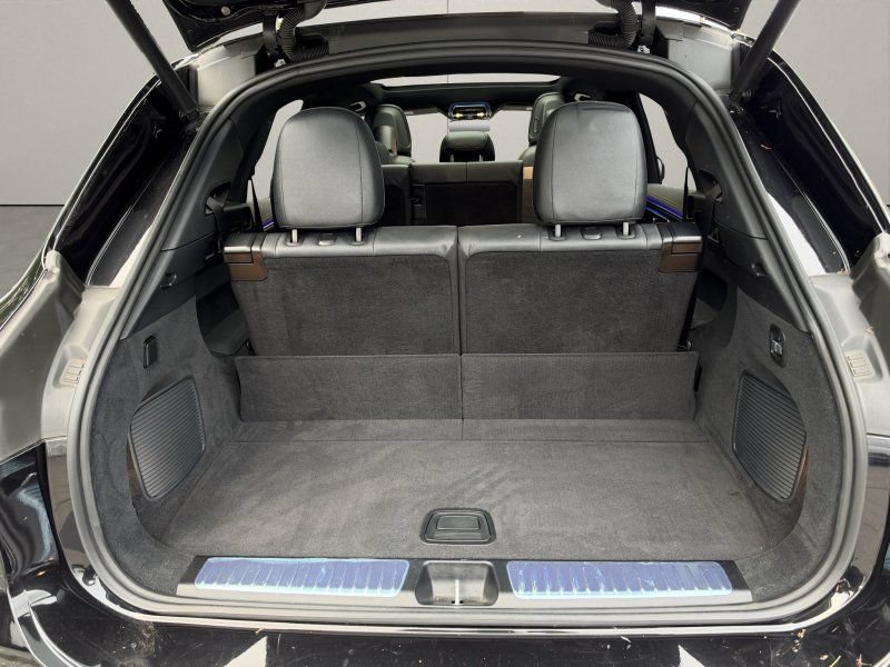 Used 2023 Mercedes-Benz EQS 450+ 4MATIC SUV w/ Exclusive Trim Package image 11