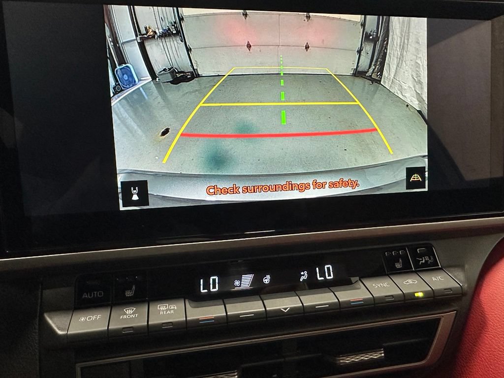 Used 2026 Toyota Camry XSE FWD image 39