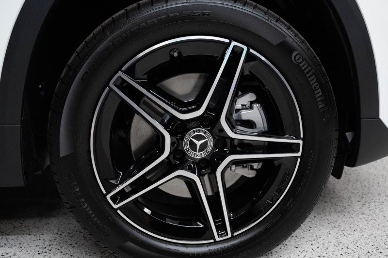 New 2026 Mercedes-Benz GLA 250 4MATIC image 11
