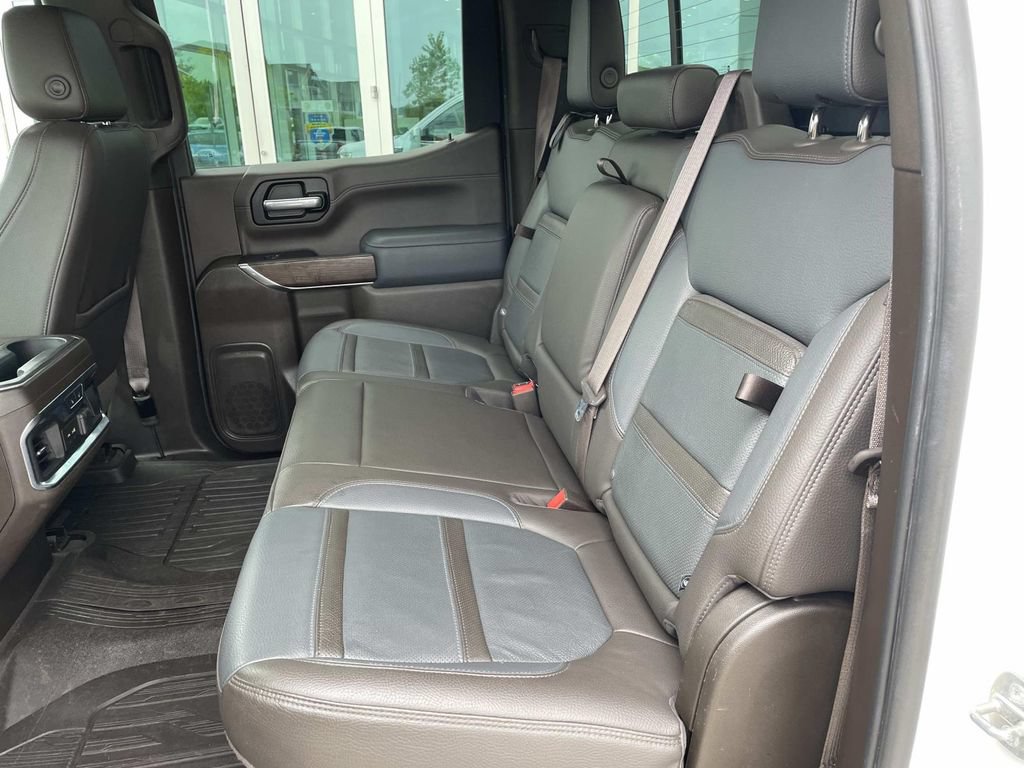 Used 2021 GMC Sierra 1500 Denali w/ Denali Ultimate Package AWD/4WD image 11