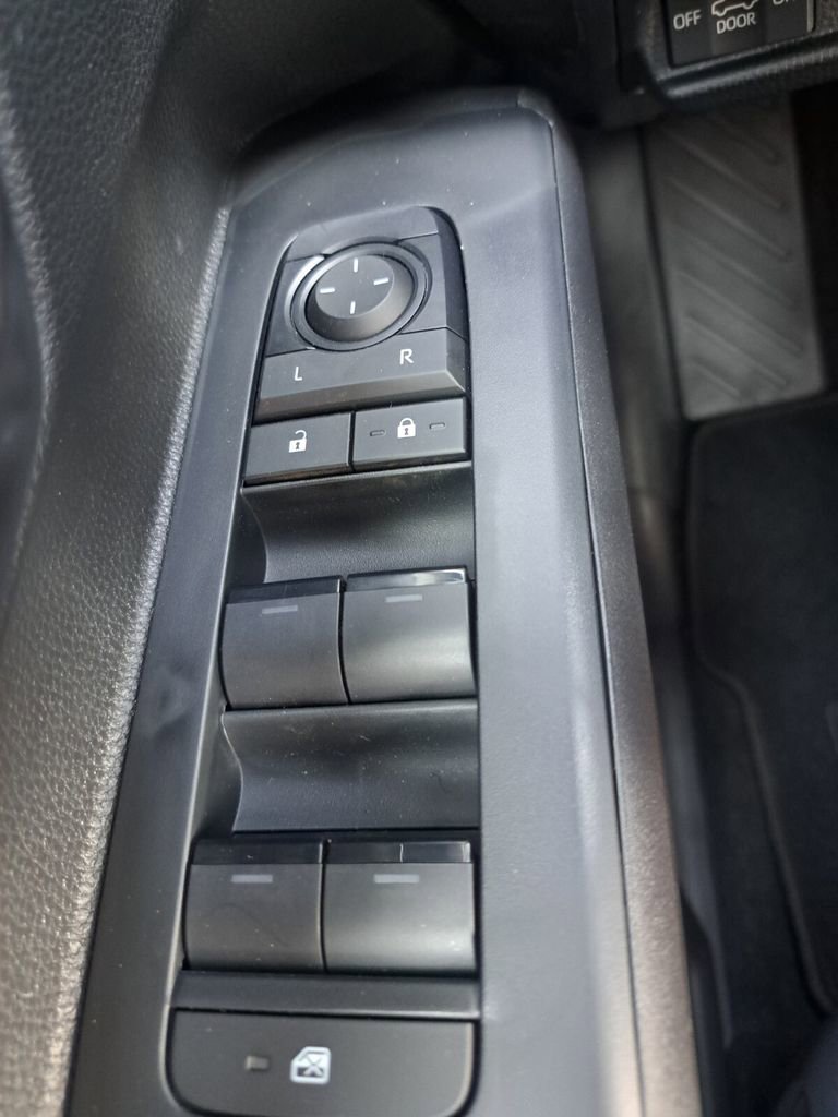 New 2025 Toyota Tacoma TRD Sport image 17