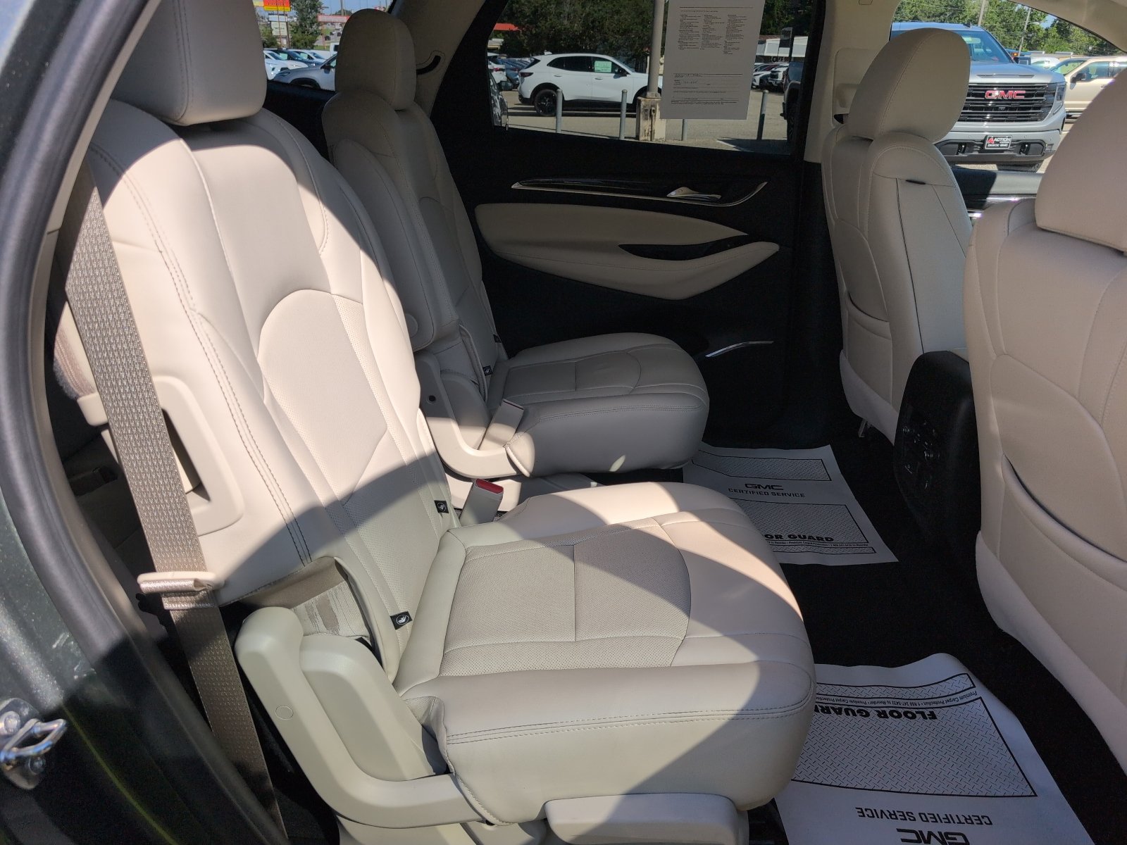 Used 2023 Buick Enclave Premium w/ Experience Buick Package FWD image 14